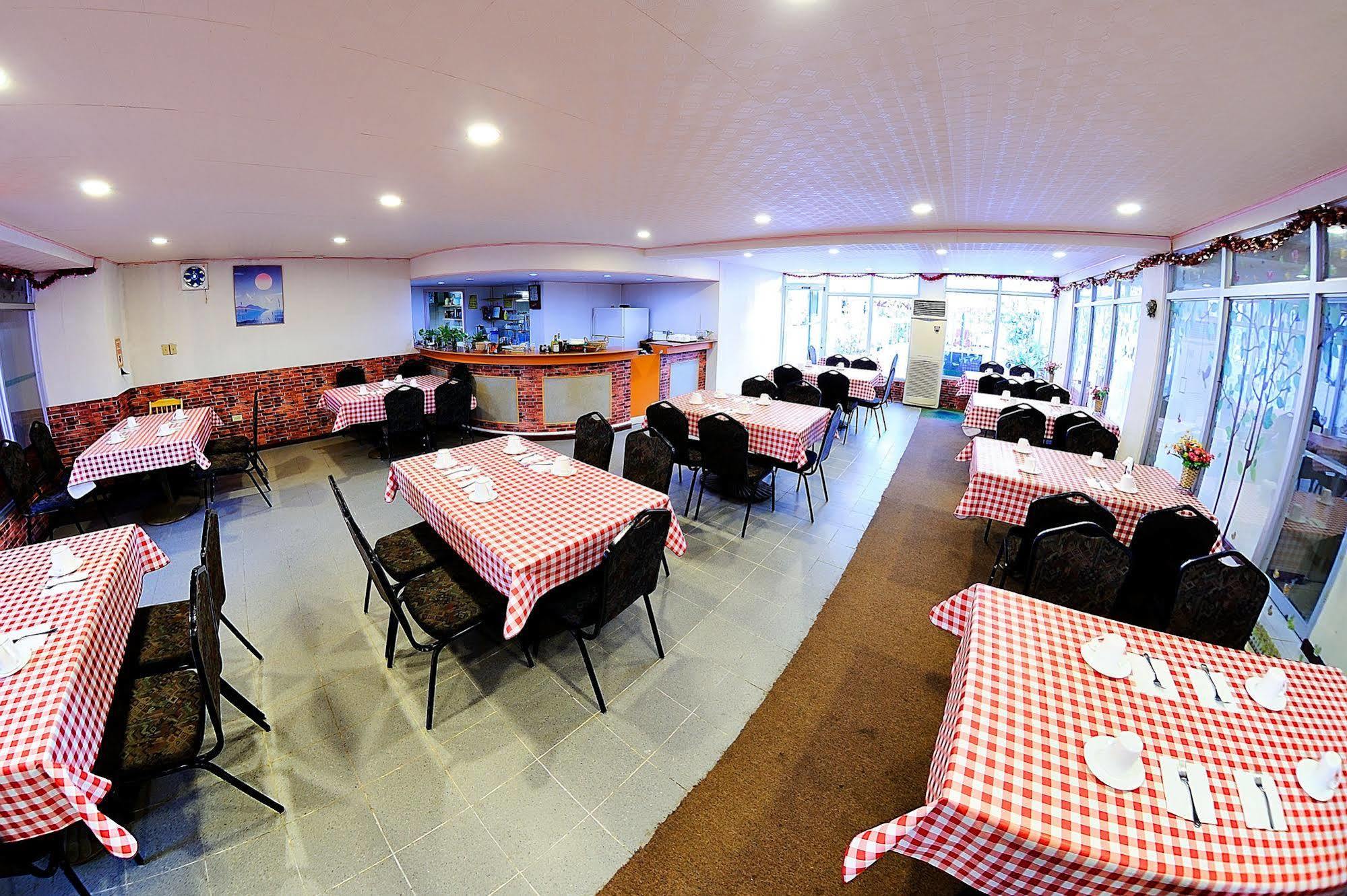 Saipan Ocean View Hotel Garapan Eksteriør bilde